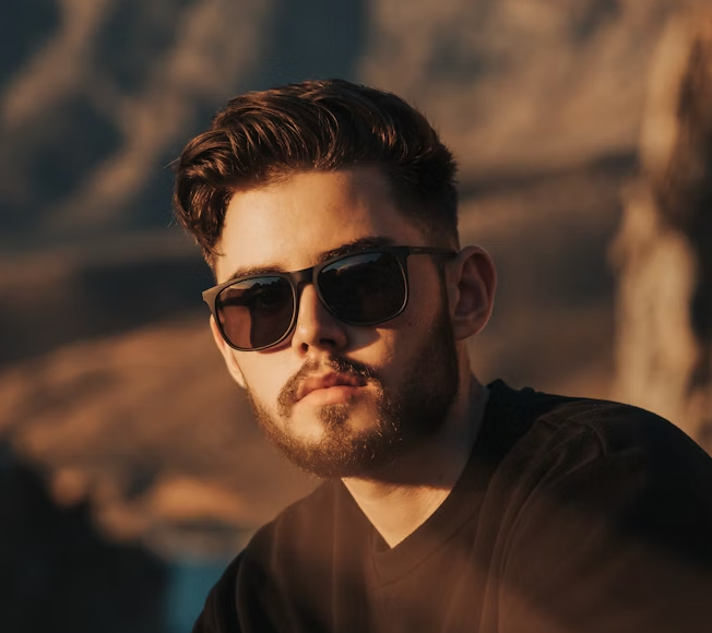 bearded guy wearing sunglasses